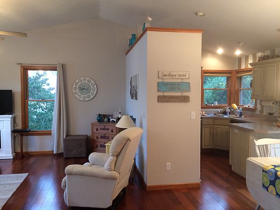 living rm/kitchen/dining