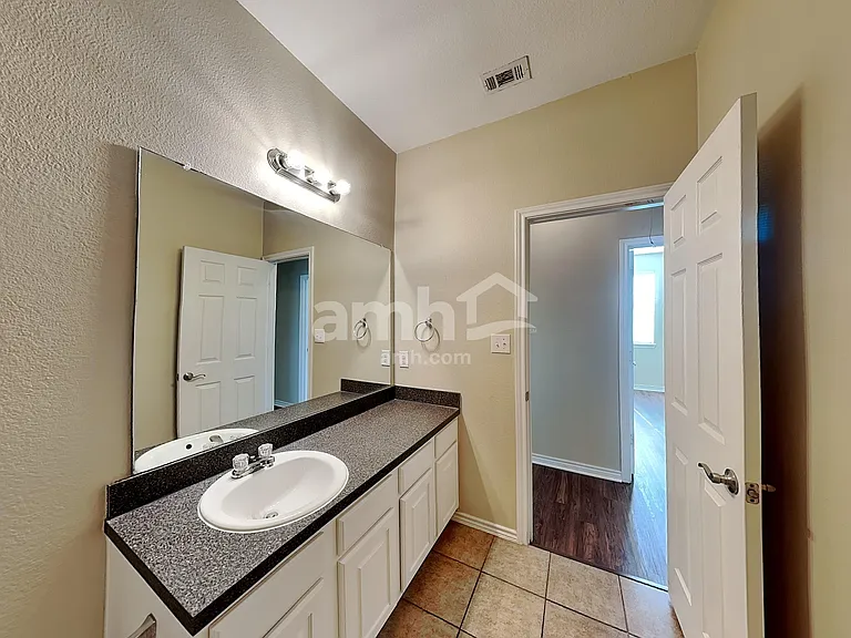5408 Galante Ln — Photo 16
