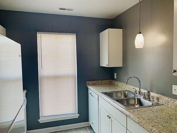 2nd image of 3715 Sugar Creek Cir