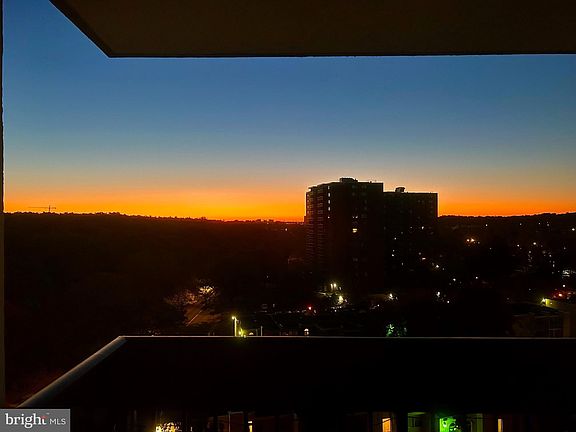2nd image of 5300 Holmes Run Pkwy APT 1008