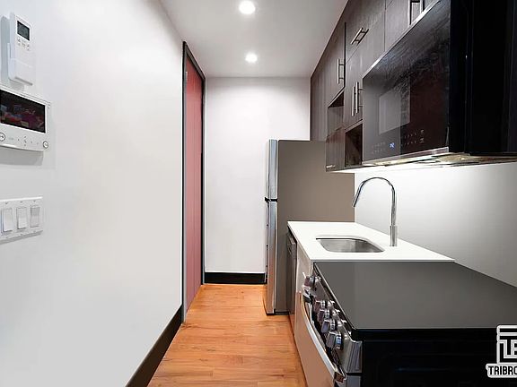 3rd image of 169 Hull St #3C