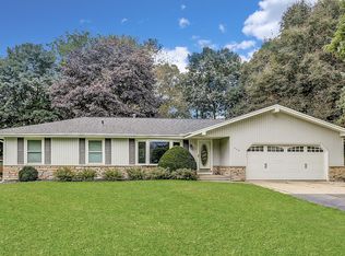 229 Wilson Ave, Dousman, WI 53118