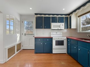 466 Main St, Woburn, MA 01801