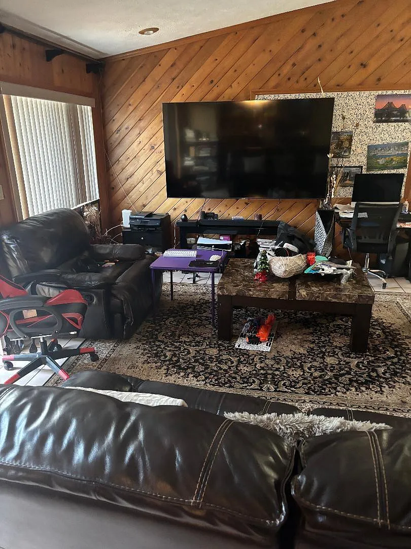 4 bed, 2.0 bath, 2243 sqft, $3,950 — Photo 4
