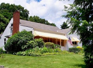 9621 Hilliard Rd, Pittsburgh, PA 15237