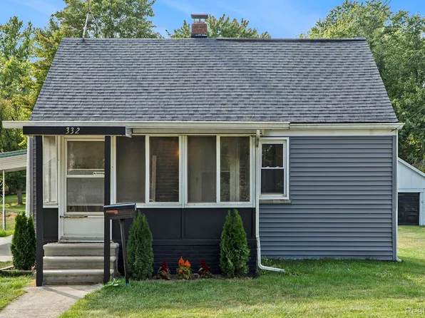 332 Newton Dr, Lake Orion, MI 48362