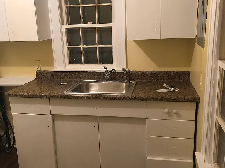 619 N Lunenburg Ave — Photo 12