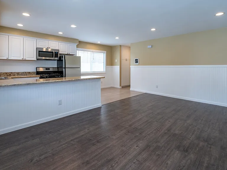 3466 Reynard Way — Photo 4