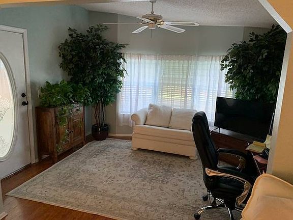 5th image of 8135 Mill Springs Dr
