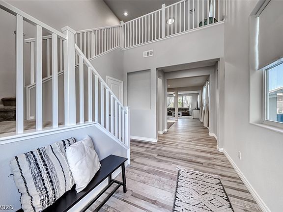 5th image of 723 Gorringe Ridge