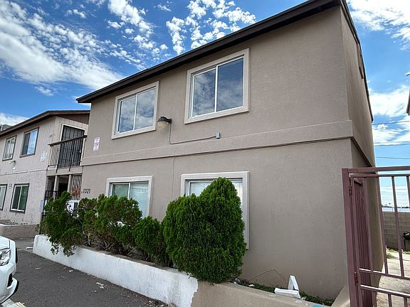 3rd image of 1321 W Vogel Ave #8