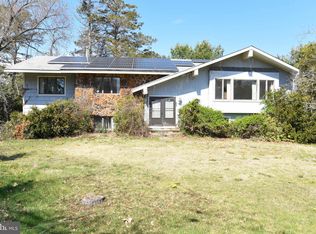 101 Woods Rd, Absecon, NJ 08201