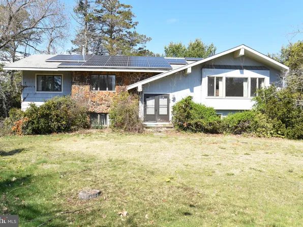 101 Woods Rd, Absecon, NJ 08201