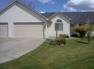 983 SE Brigade Pl, College Place, WA 99324