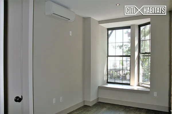 Rented by Citi Habitats | media 47