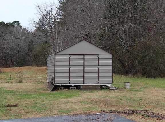 3rd image of 5725 Old Highway 69