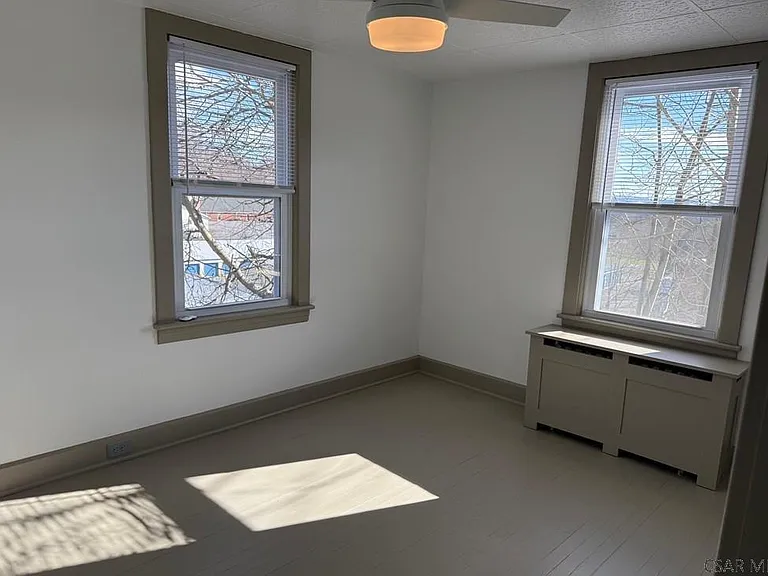 1727R Scalp Ave — Photo 17