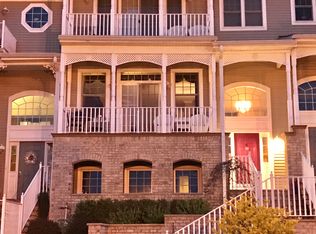 6 1st St, Keyport, NJ 07735