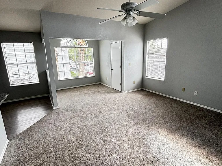 1610 Columbia Arms Cir #231 — Photo 4