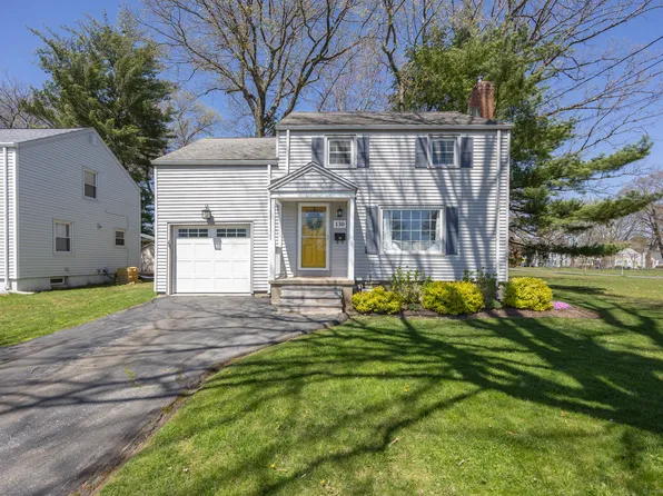 130 Hampton Avenue, West Hartford, CT 06110