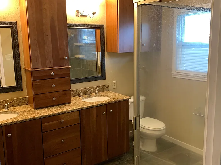 324 Pasadena Pl — Photo 5