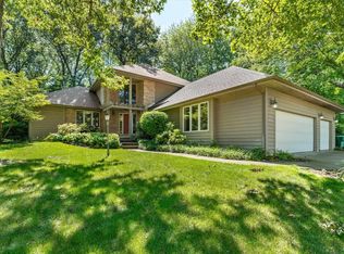 52043 Fall Creek Dr, Granger, IN