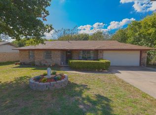 623 Hill City Dr, Duncanville, TX 75116