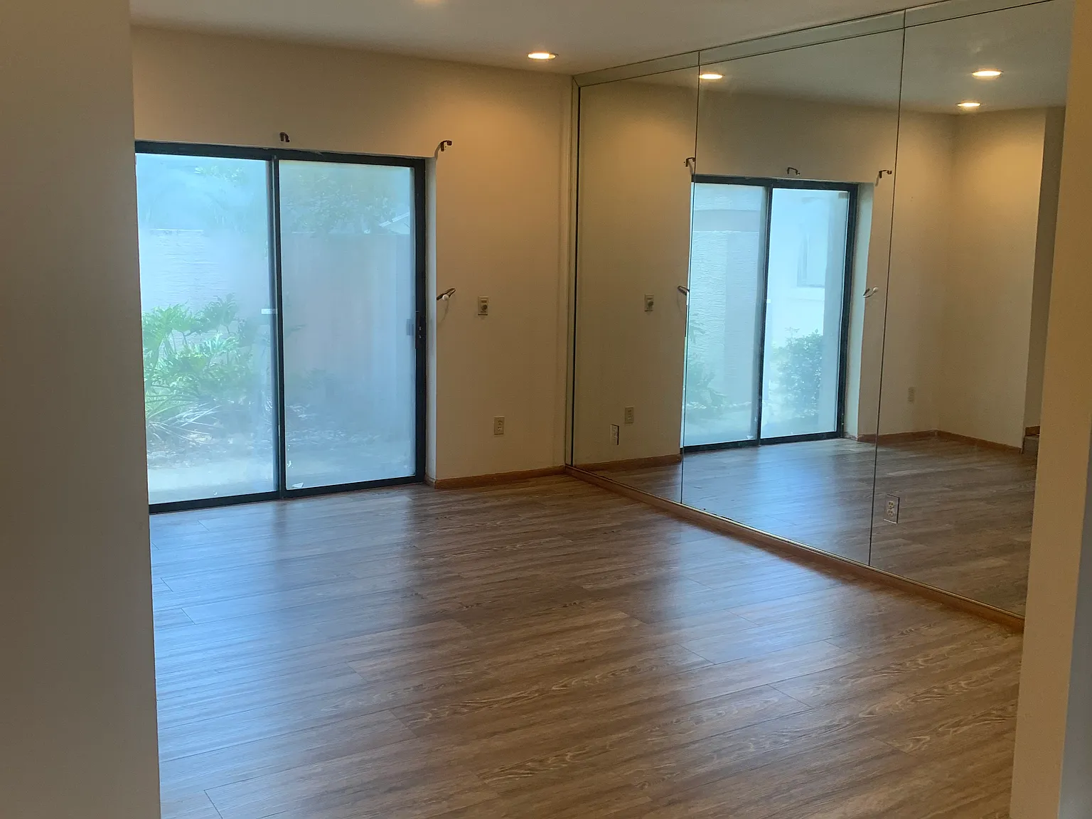 3 bed, 1800 sqft, $2,550 — Photo 3