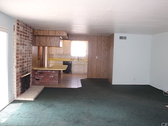 4th image of 22254 Runnymede St