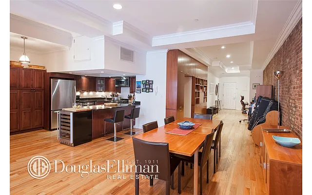 Rented by Douglas Elliman | media 15
