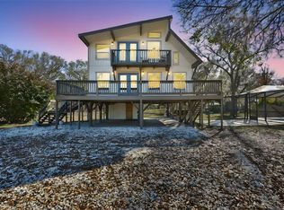 18711 Red Bird Ln, Lithia, FL 33547