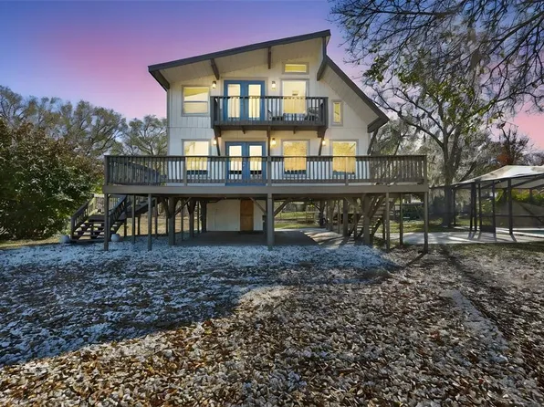 18711 Red Bird Ln, Lithia, FL 33547