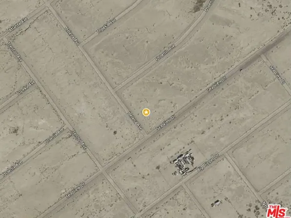 2125 Sea View Dr, Thermal, CA 92274