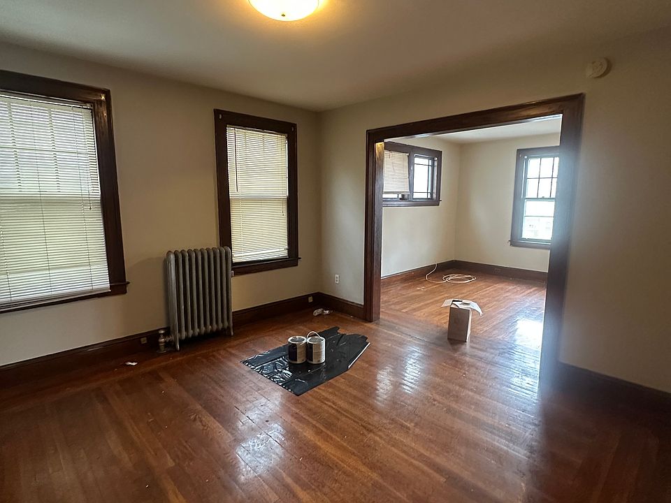 1st image of 200 Kimberly Ave #B
