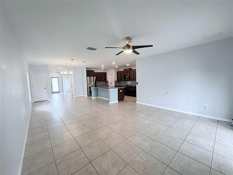 4935 Reflecting Pond Cir — Photo 9