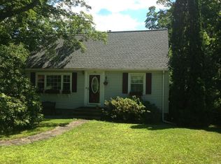 393 Pleasant St, Leicester, MA 01524