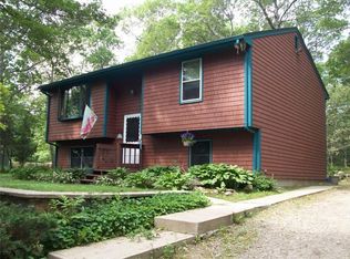 211 W Shore Dr, Exeter, RI 02822