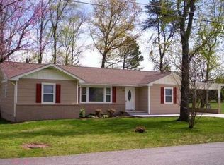 102 Dogwood Ln, Kingston, TN 37763