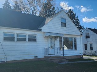 9516 Alexander Rd, Garfield Heights, OH 44125