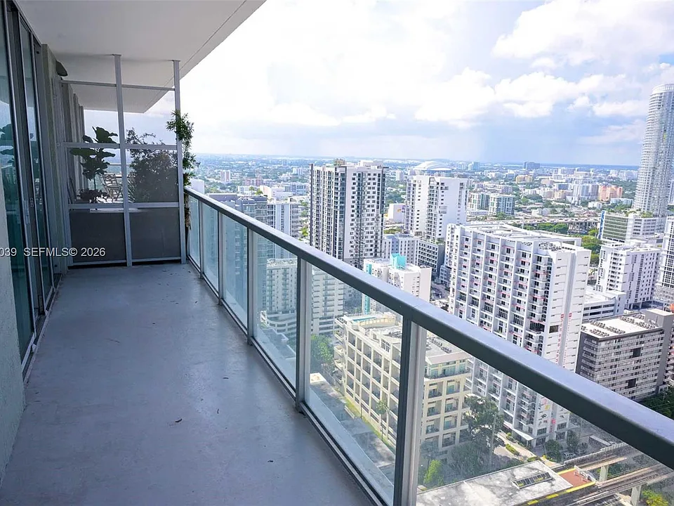 1111 SW 1st Ave #3624