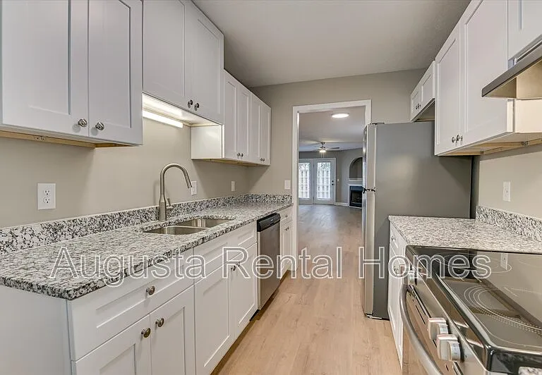 111 Kelly Dr SW — Photo 11