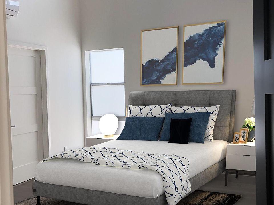 Master Bedroom featuring High Ceilings, Ensuite Master Bathroom and Walk-in Closet