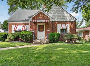 911 21st St, Rockford, IL 61108