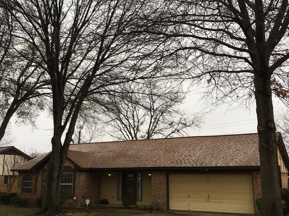 2 car garage and sprinkler system