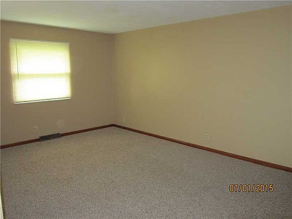 2nd image of 11910 E Welland St