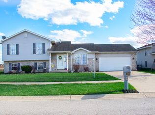 6927 Squirrel Crk, Portage, IN 46368