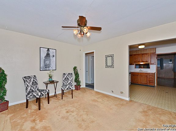 5th image of 922 Nevada St