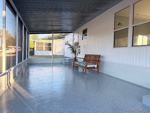 3rd image of 4000 E David St