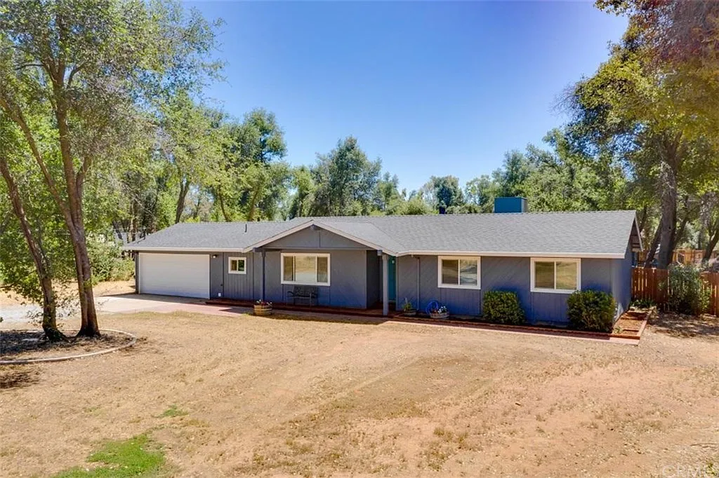 3215 Greengate Rd photo 1