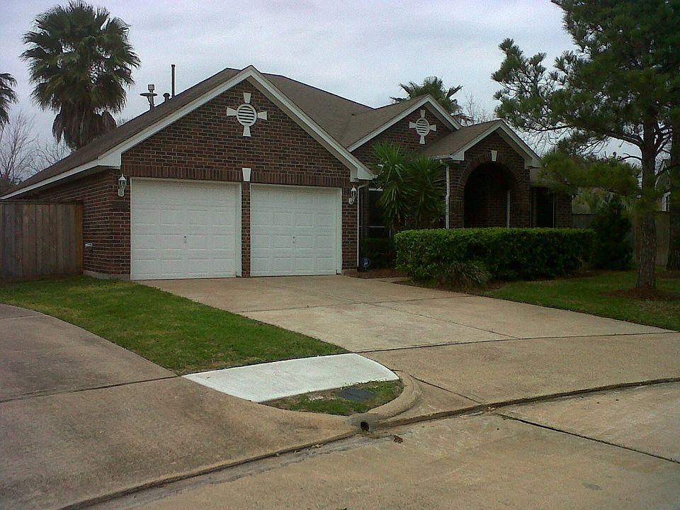 1st image of 1131 Knoll Crest Ct